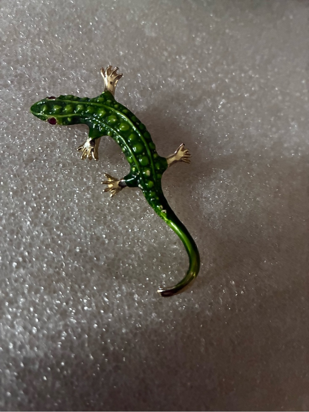 Green Enamel Lizard Pin